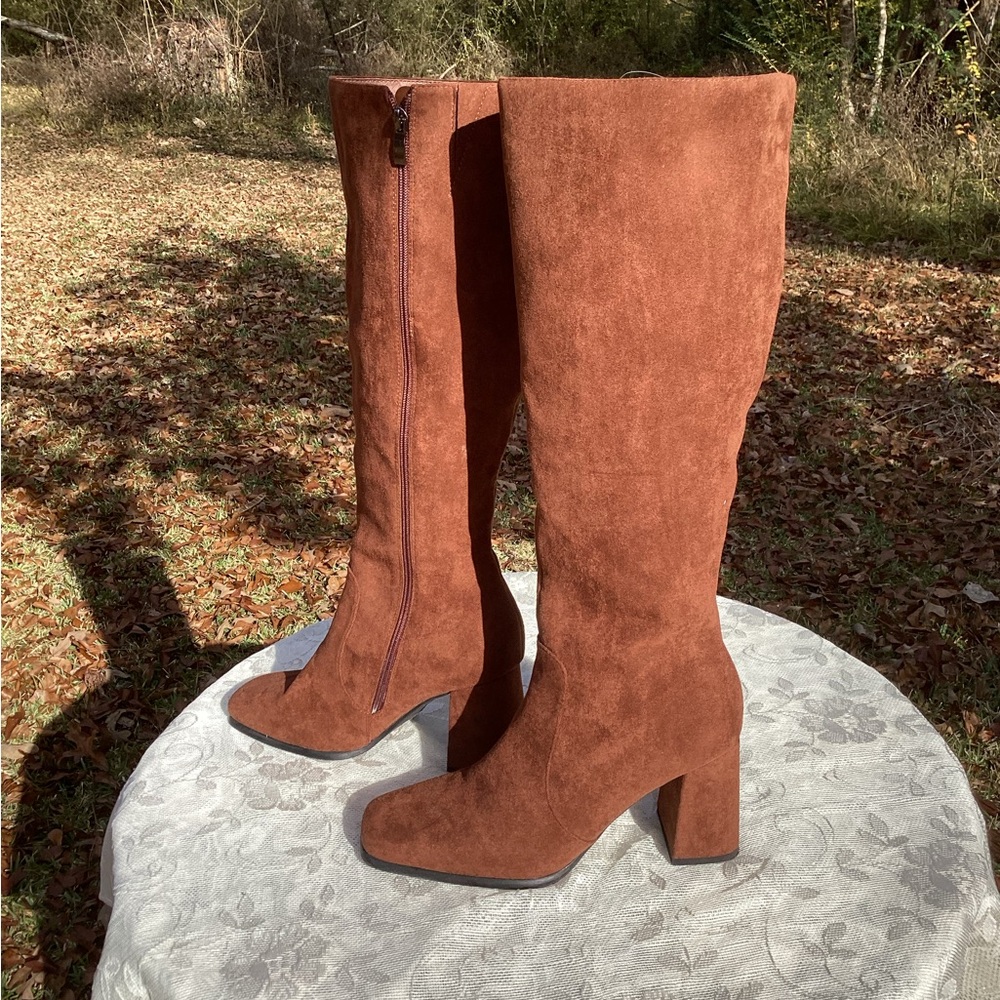Women’s Knee High Faux Suede Boots Platform Heel Side Zipper Brown Size 9